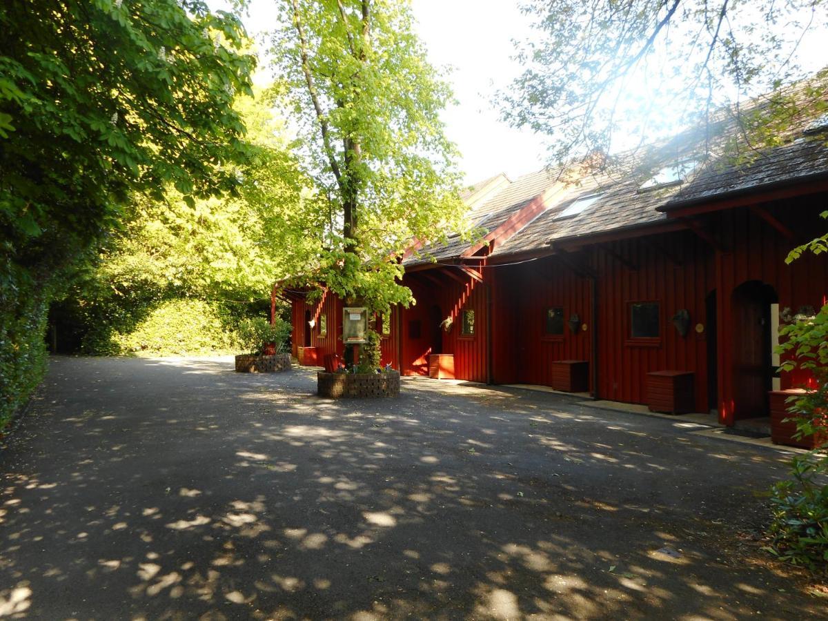 Oak Lodge Llanteg Exterior photo